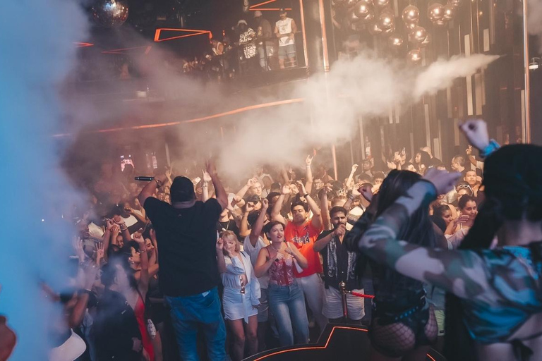 Phuket: Pub Crawl Rooftop, Bars, GoGo & 3 Clubs with Shots 20:30 | Pub Crawl Only