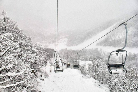 Viagem privada de 1 dia ao paraíso de neve de Tsaghkadzor e Sevan