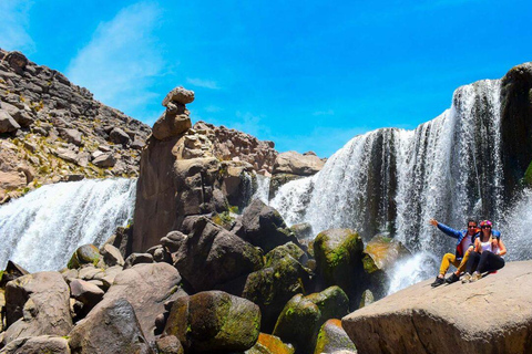 Arequipa: escursione alla Catara de Pillones e al Bosque de Piedras