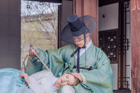 Seoul: Premium Hanbok Photo in Seoul by Sony Award Pro