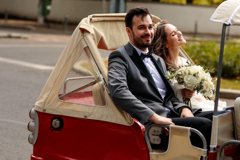 Bukarest: Tuk Tuk stadsvandringBukarest: Tuk Tuk kommunism-turné