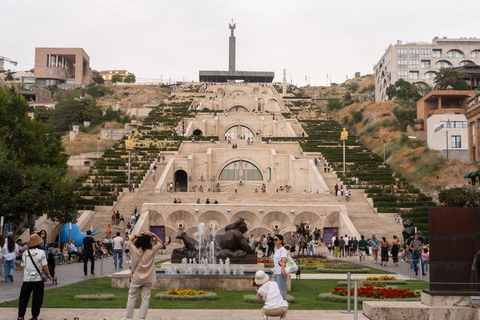 Tbilisi: Yerevan, Dilijan, Sevan & Lavash Experience Tour