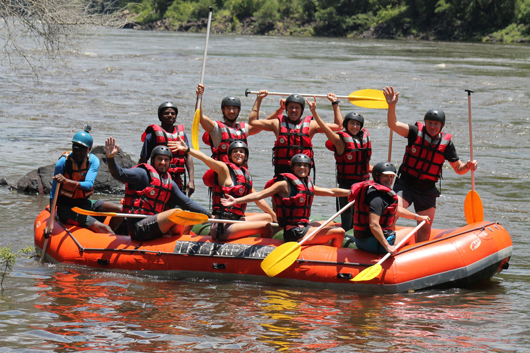 Victoriafälle: Sambesi Wildwasser-Rafting &amp; Sonnenuntergangs-KreuzfahrtRaftSSC