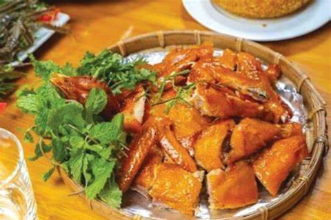 2-Day Mui Ne Tour: Train Ride, Sand Dunes & Seafood