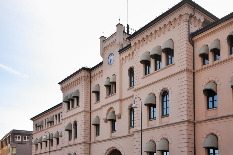 WWII History Highlights Oslo Private Guided Walking Tour 3-hour: WWII History & Home Front Museum Tour