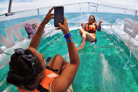 Cancun: gita in barca con fondo trasparente e bevande