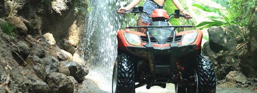 Ubud : balade en quad à travers la jungle, la rivière et les rizières avec déjeuner