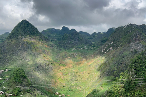 Desde Hanói: Recorrido en coche de 4 días por Ha Giang y vídeo editado