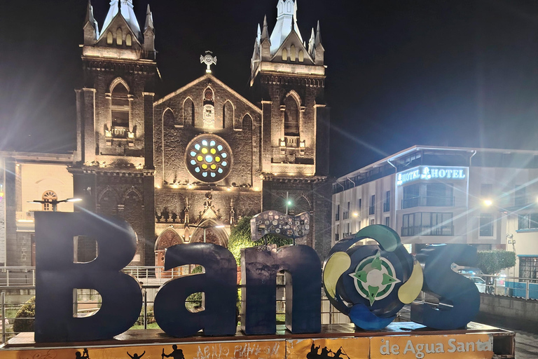 Quito: Baños de Agua Santa, Cotopaxi, Yambo Lagoon Tour, 2 days 1 night