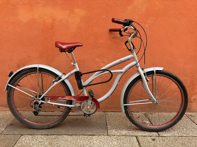 Bologna: Bike Rental
