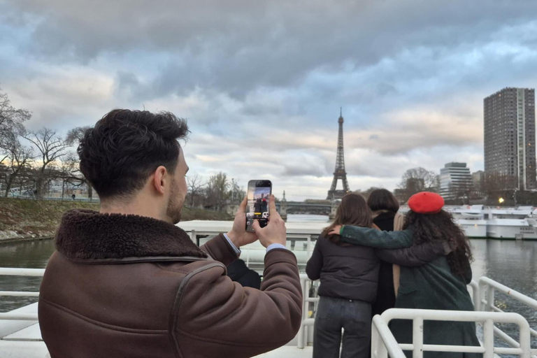 Seine River Sightseeing Guided Cruise Vedettes du Pont Neuf Departure Time - 12:00 pm