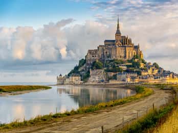 Mont-St-Michel: Kleingruppentour mit Führung und Ticket für die Abtei