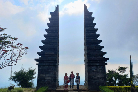 From Yogyakarta: Sukuh and Cetho Temple Private Tour