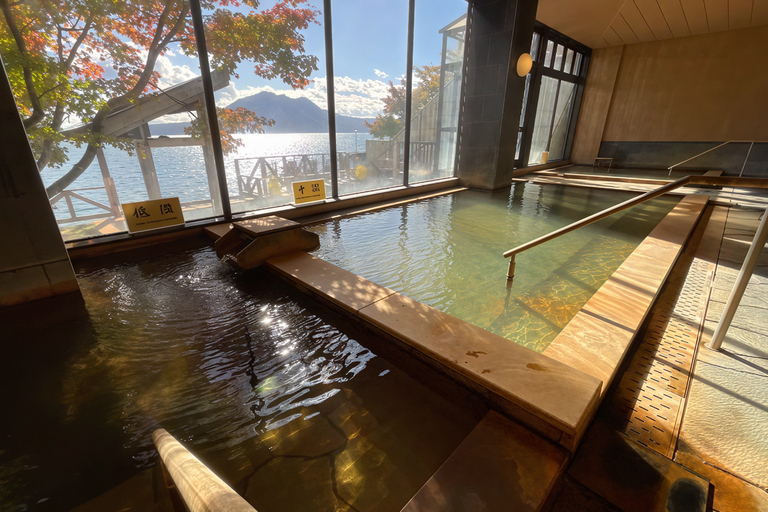 Sapporo: Lake Shikotsu Ice Festival &amp; Hot Spring Day Trip