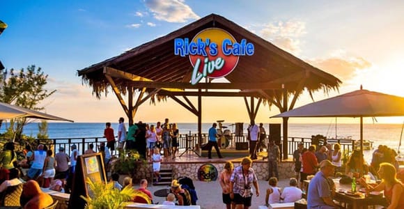 Montego Bay: Negril Beach & Rick&#39;s Cafe Tour