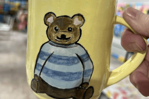 Brisbane CBD: 2H Ceramic Paint Class | Paint and Sip