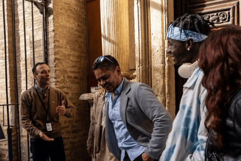 Sevilla: KATHEDRALE KLEINE GRUPPE ÜBERSPRINGEN SIE DIE SCHLANGE