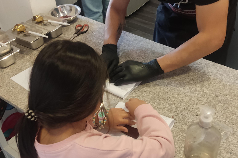 Quito's Historic Center with the Family: A Walking Treasure Hunt private