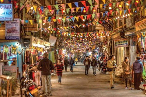 Private Old & New Delhi Tour with Female guide, Car & Lunch All included