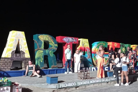 Cartagena: Party on a typical bus crossing the city