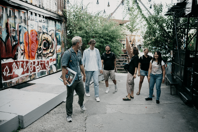 إنشاء فن الشارع في روح ميونيخ الإبداعيةجولة خاصة: الإنجليزية أو الألمانية أو الإسبانية