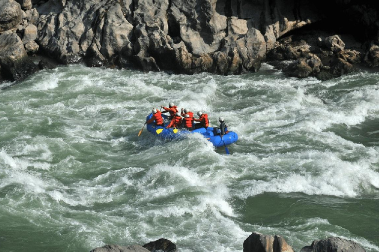 Pokhara: Riding the Rapids: ekscytujący spływ rzeką White River