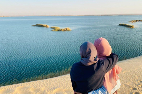 Riyadh: Private Tour to the Yellow Lake and Sand Dunes Private Tour to the Yellow Lake and Sand Dunes