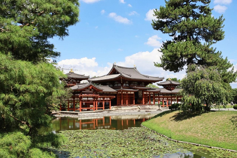 Osaka: Nara Park, Uji Matcha, Todaiji Temple, Onsen Day Tour