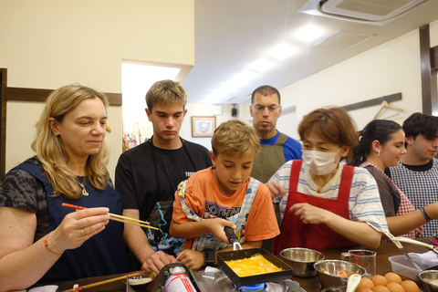 Osaka : Cours de cuisine japonaise avec expérience MatchaKushikatsu et Matcha