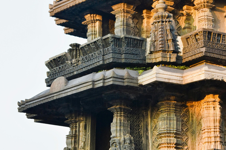 Delhi: Khajuraho, Panna, and Varanasi 4-Day Tour Tour with 4-Star Accomodation