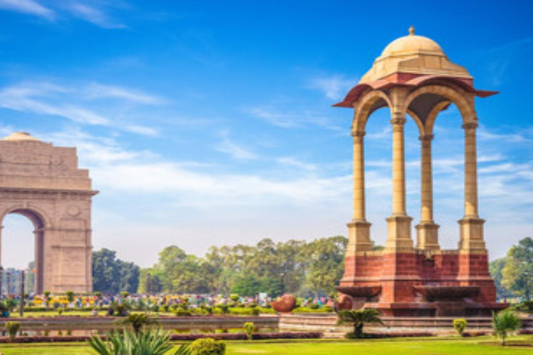 9-Day Golden Triangle & Udaipur Tour with Holi Celebration