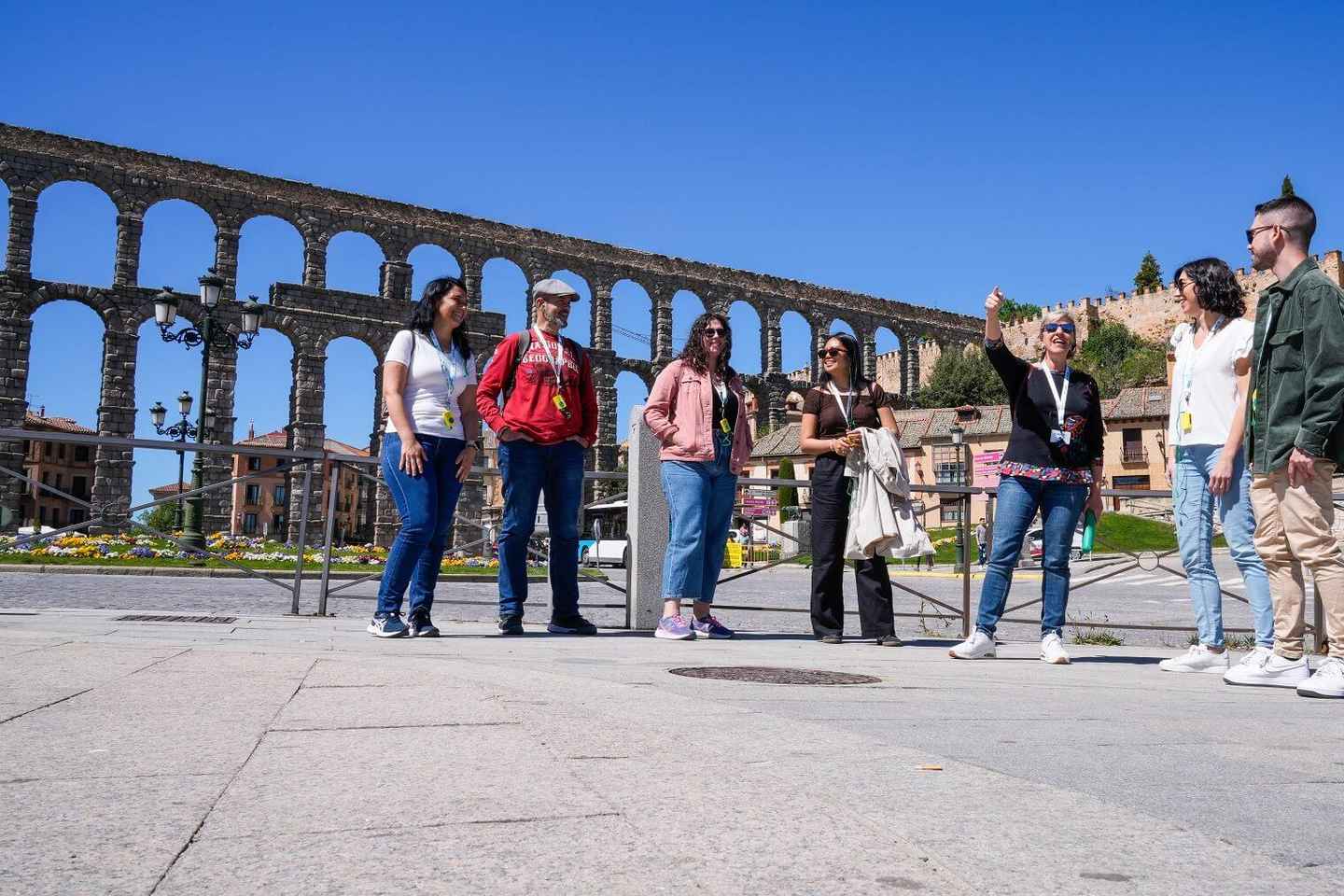 马德里出发：塞哥维亚大教堂与古堡之旅