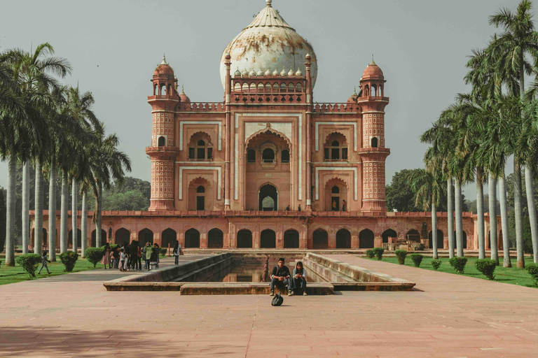 Delhi: Tomba di Humayun e Tomba Safdarjung Tour di mezza giornata guidato