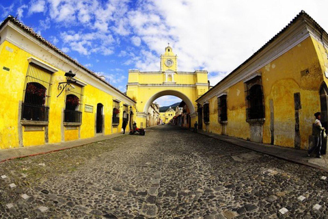 From Guatemala City: Antigua Guided Tour with Lunch