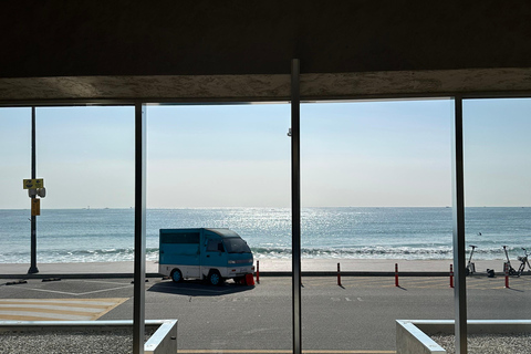 Busan: K-Surf Lesson in Songjeong Beach for All Levels 2H Lesson, Beginner & advanced (Free surfing until sunset)