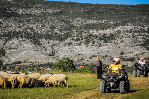 Vanuit Split: ATV Quad bergtocht met picknickTandemtocht met transfer vanuit Split