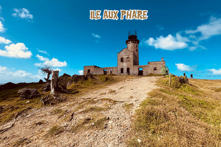 Mauritius: prywatna wycieczka motorówką po 5 wyspach z grillemMauritius: prywatna wycieczka motorówką na 5 wysp z grillem