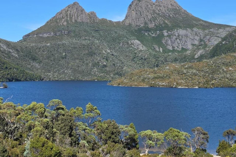 Hobart: Cradle Mountain & Wineglass Bay 2-Day Tour