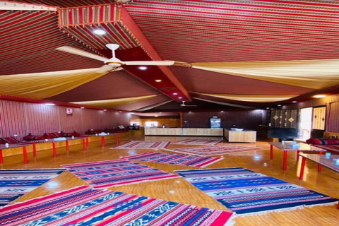 Wadi Rum: 6-Hour Jeep Tour with Bubble Tent Stay and 2 Meals