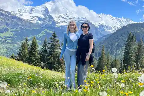 Interlaken. Hiking & pic nic adventure in the swiss alps