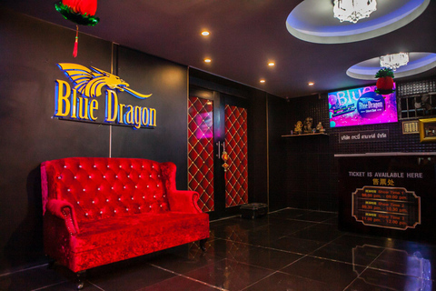 Depuis Krabi : billet pour le Blue Dragon Cabaret Dazzling NightDepuis Krabi : billet pour le spectacle Blue Dragon Cabaret Dazzling Night
