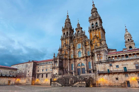 From Lisbon: Santiago de Compostela Day Trip with Fatima