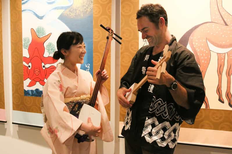 【TOKYO SHAMI】Let's make a mini shamisen and play it! GetYourGuide