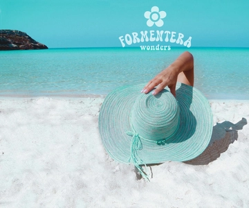 Ibiza: Boat Trip to Formentera with Open Bar and Paella