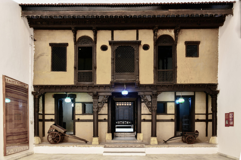 Delhi: National Crafts Museum Walking Tour With Guide & Entrance Tickets