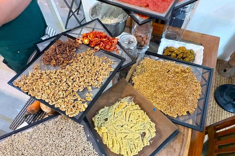 Puerto Princesa: Vegan Experience Cooking Class with YOGA