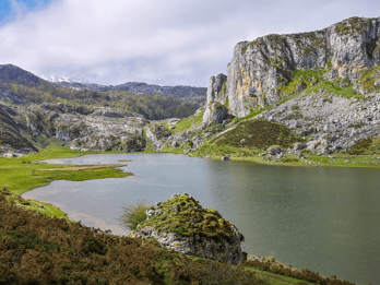 Lakes of Covadonga and Sanctuary of Covadonga: Guided and interpreted tour