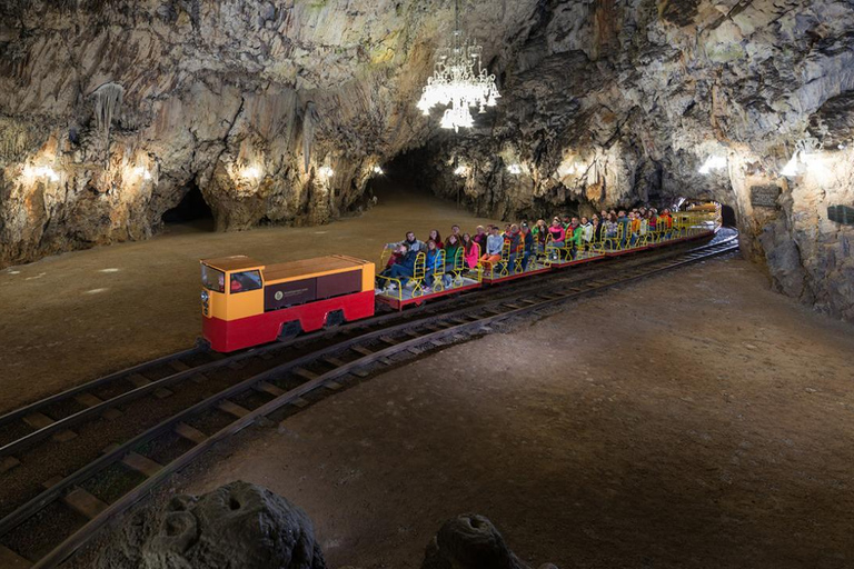 From Bled or Ljubljana: Postojna Cave & Predjama Castle Tour