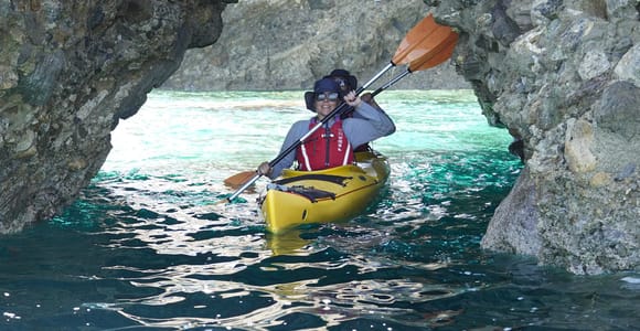 Naxos: Kayak Tour to Kampos with Snorkeling & Homemade Lunch