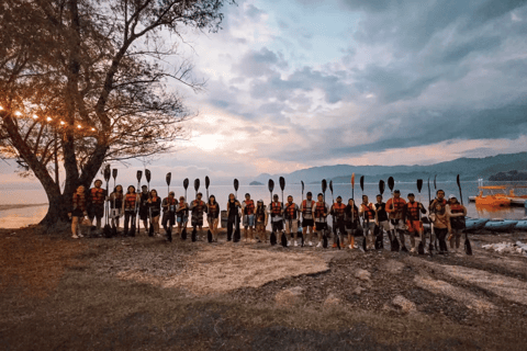 San Salvador: Sunrise Kayaking on Lake Ilopango